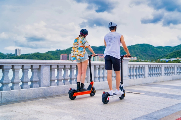 Portable E-Scooter with Removable Battery