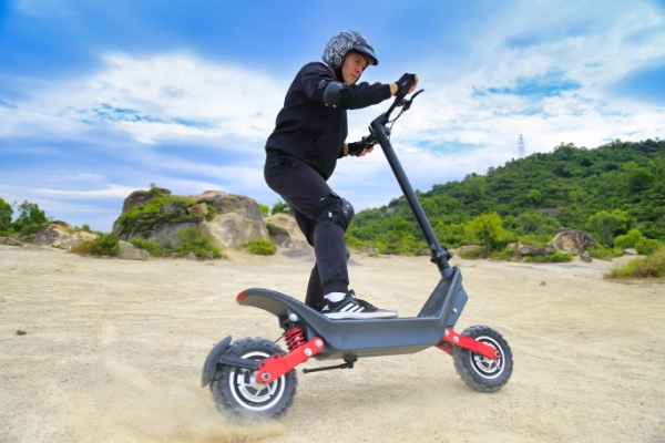 Long Range Off Road Electric Kick Scooter